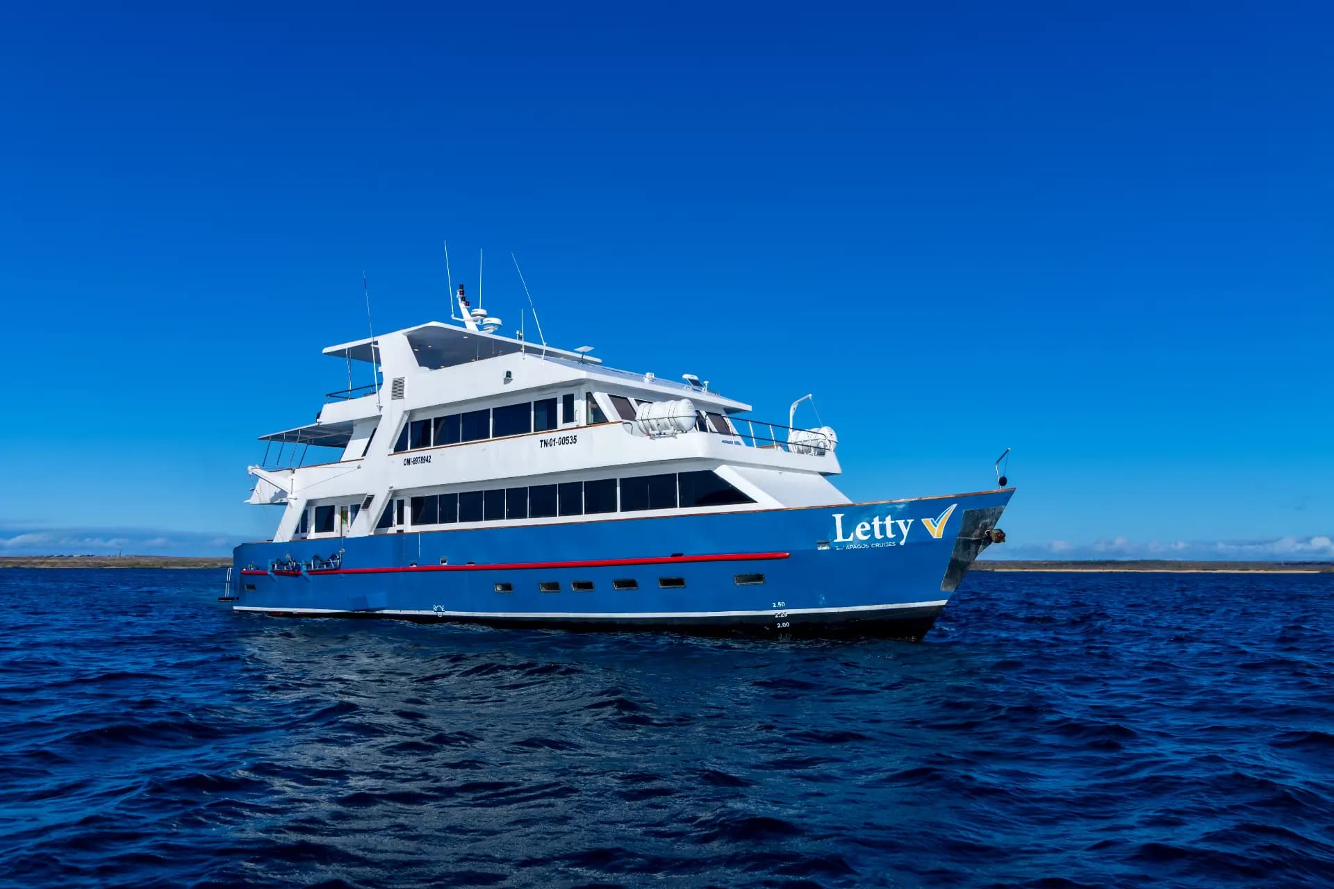 5 Day Galápagos 4 Island Cruise